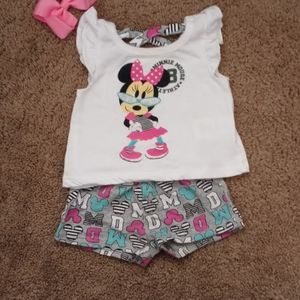 Set Minnie Mouse baby girl top and short 12 months
